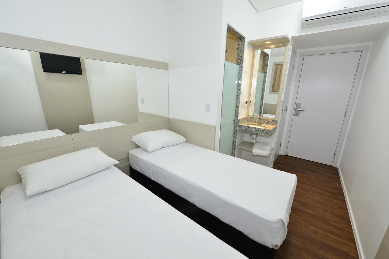 Hotel Panorama Economic 이파칭가 외부 사진