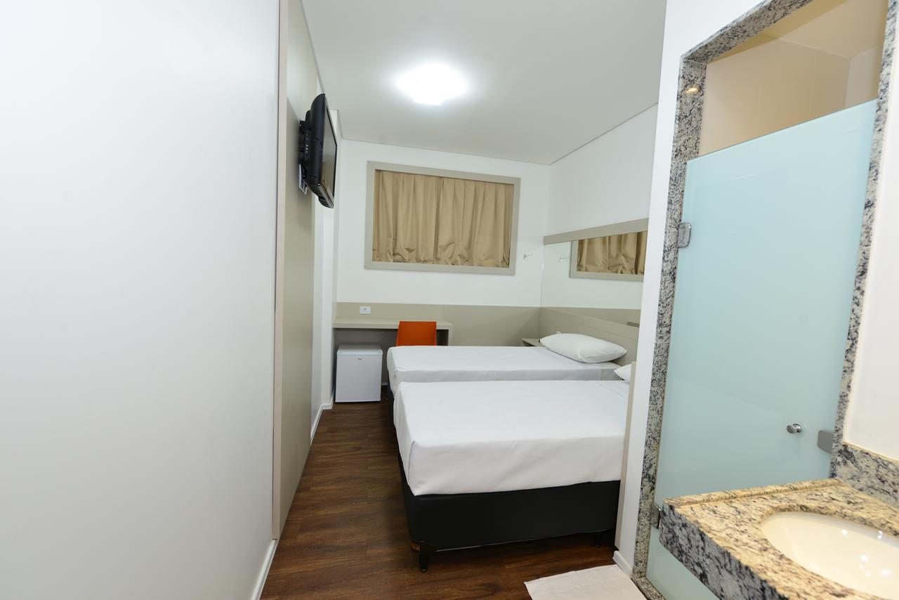Hotel Panorama Economic 이파칭가 외부 사진